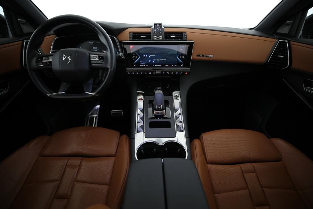 DS 7 Crossback 1.6 E-Tense So Chic 4x4, Plug-in-Hybrid Benzin/Elektro, Occasion / Gebraucht, Automatik - 5
