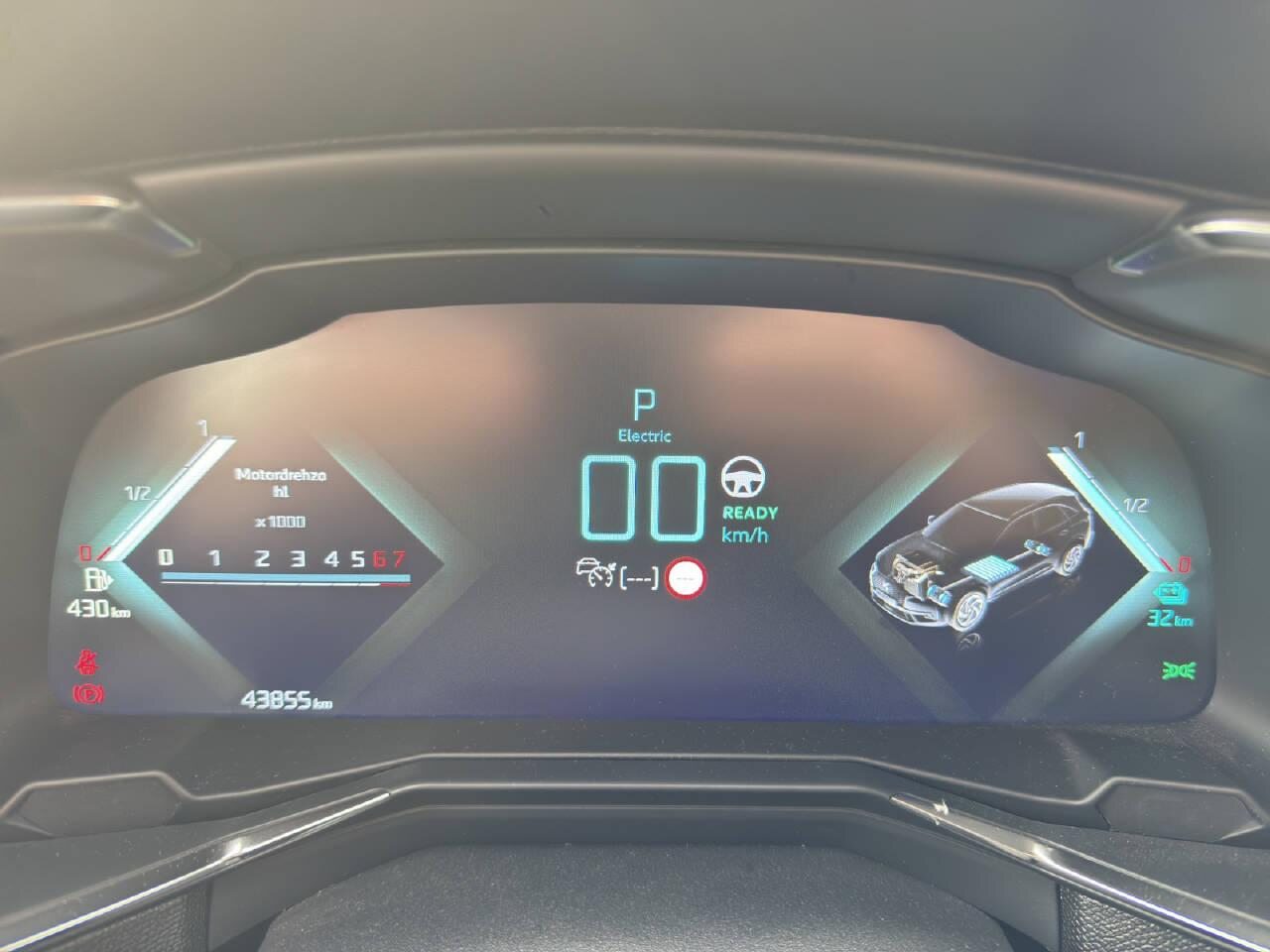 DS 7 Crossback 1.6 E-Tense So Chic 4x4, Plug-in-Hybrid Benzin/Elektro, Occasion / Gebraucht, Automatik - 6