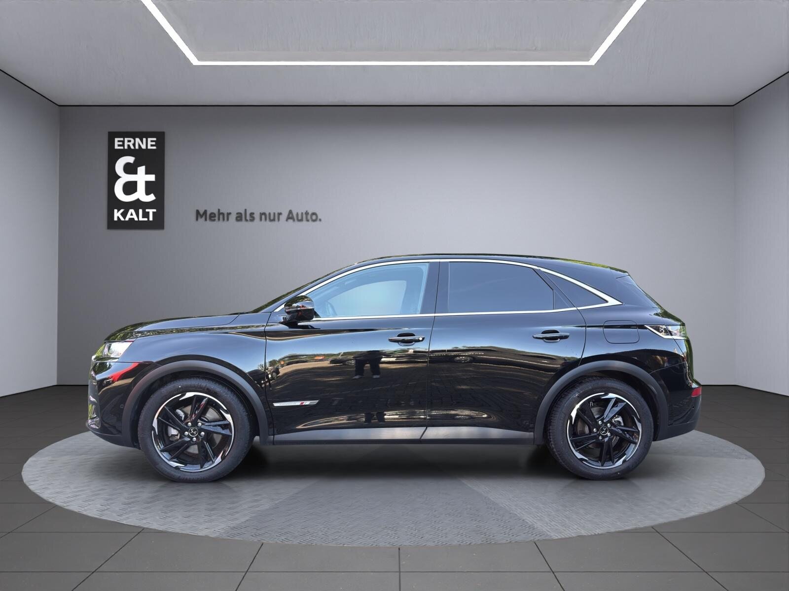 DS 7 Crossback 1.6 E-Tense Performance Line 4x4, Plug-in-Hybrid Petrol/Electric, Second hand / Used, Automatic - 2