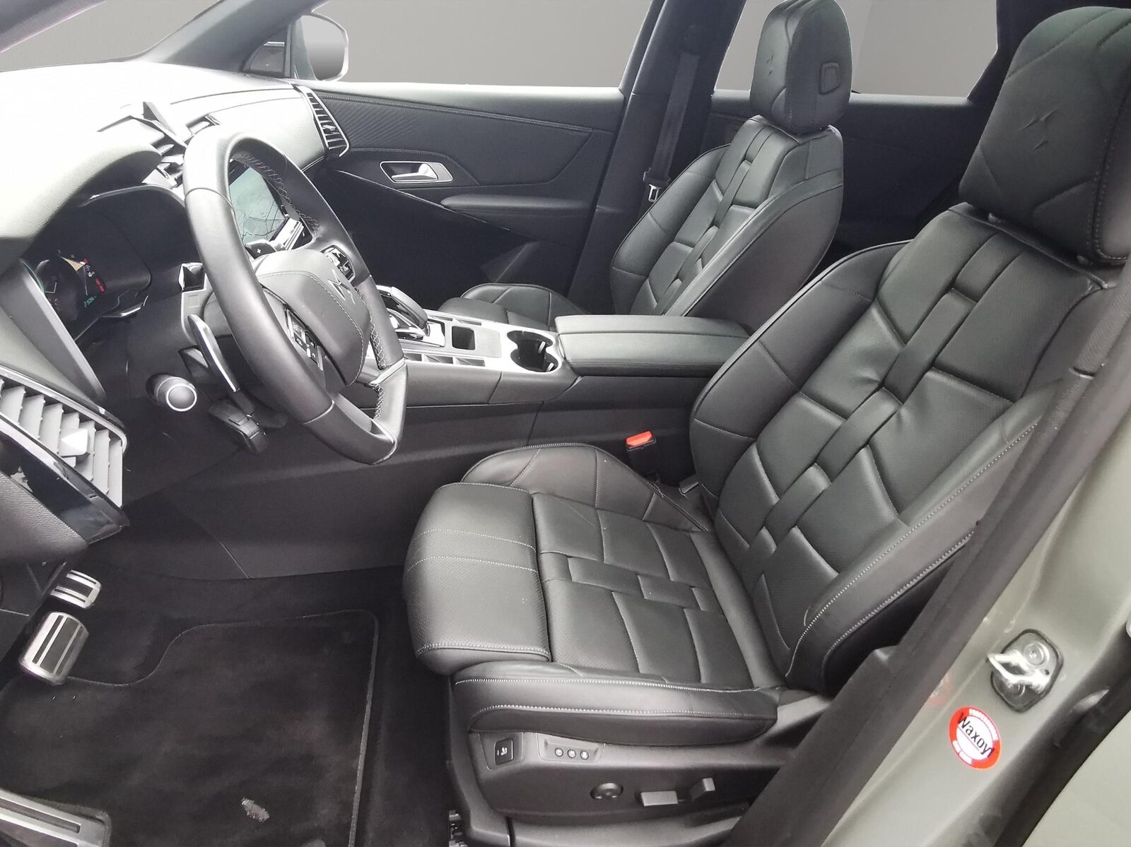 DS 7 1.6 E-Tense Opéra 4x4, Plug-in-Hybrid Benzin/Elektro, Occasion / Gebraucht, Automatik - 2