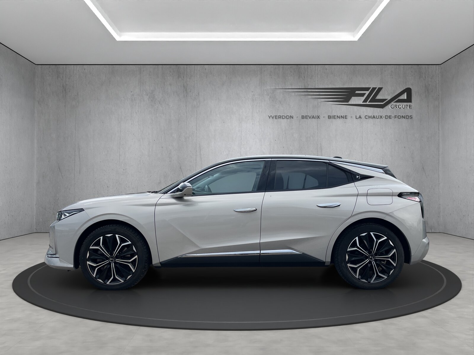 DS DS4 1.6 E-Tense Rivoli, Plug-in-Hybrid Benzin/Elektro, Occasion / Gebraucht, Automatik - 4