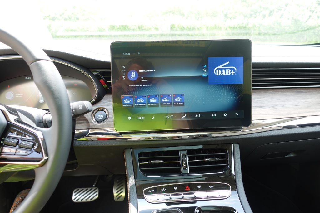 ELARIS BEO Electric 86 kWh, Elektro, Occasion / Gebraucht, Automatik - 6