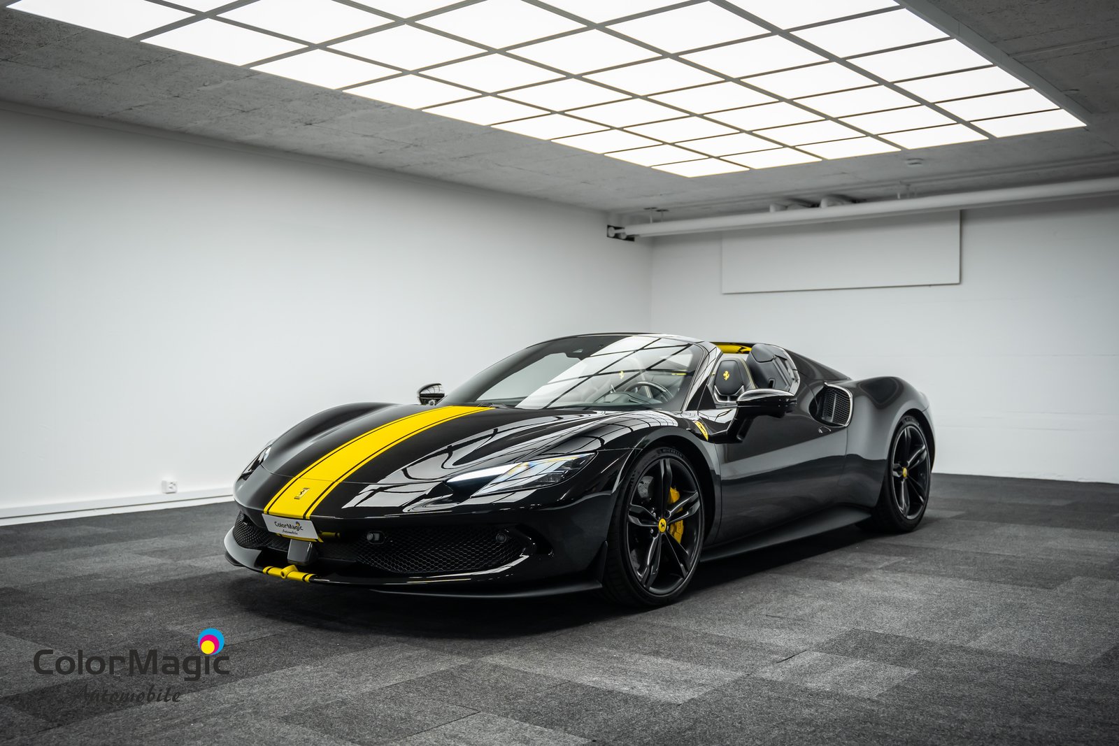 FERRARI * 296 GTS * SCHWARZ/SCHWARZ * PPF GANZES AUTO * LEAS
