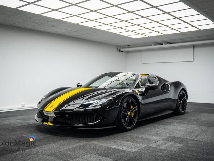 FERRARI * 296 GTS * SCHWARZ/SCHWARZ * PPF GANZES AUTO * LEAS, Hybride Rechargeable Essence/Électricité, Occasion / Utilisé, Automatique