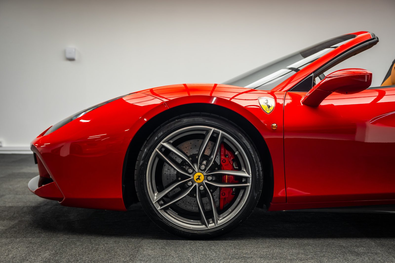 FERRARI * 488 SPIDER * FULL CARBON INNEN AUSSEN * SAMMLERFA, Benzina, Occasioni / Usate, Automatico - 2