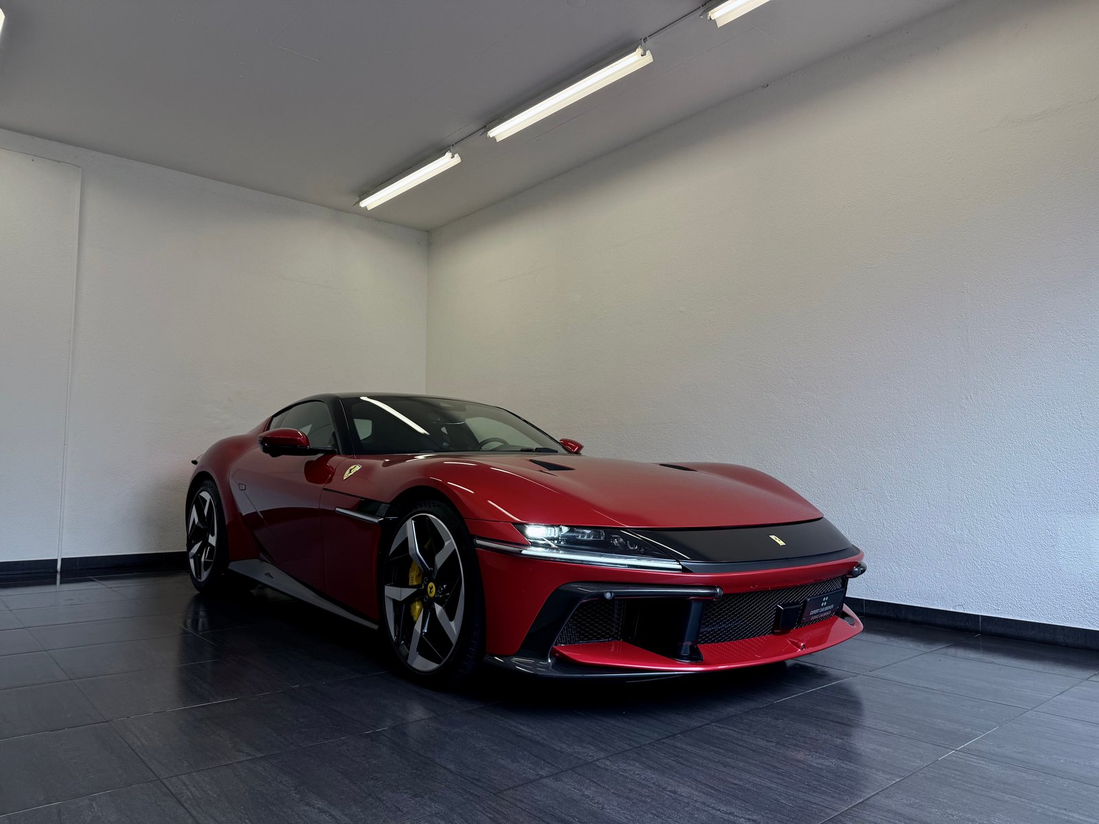 FERRARI 12 Cilindri, Petrol, Second hand / Used, Automatic - 2