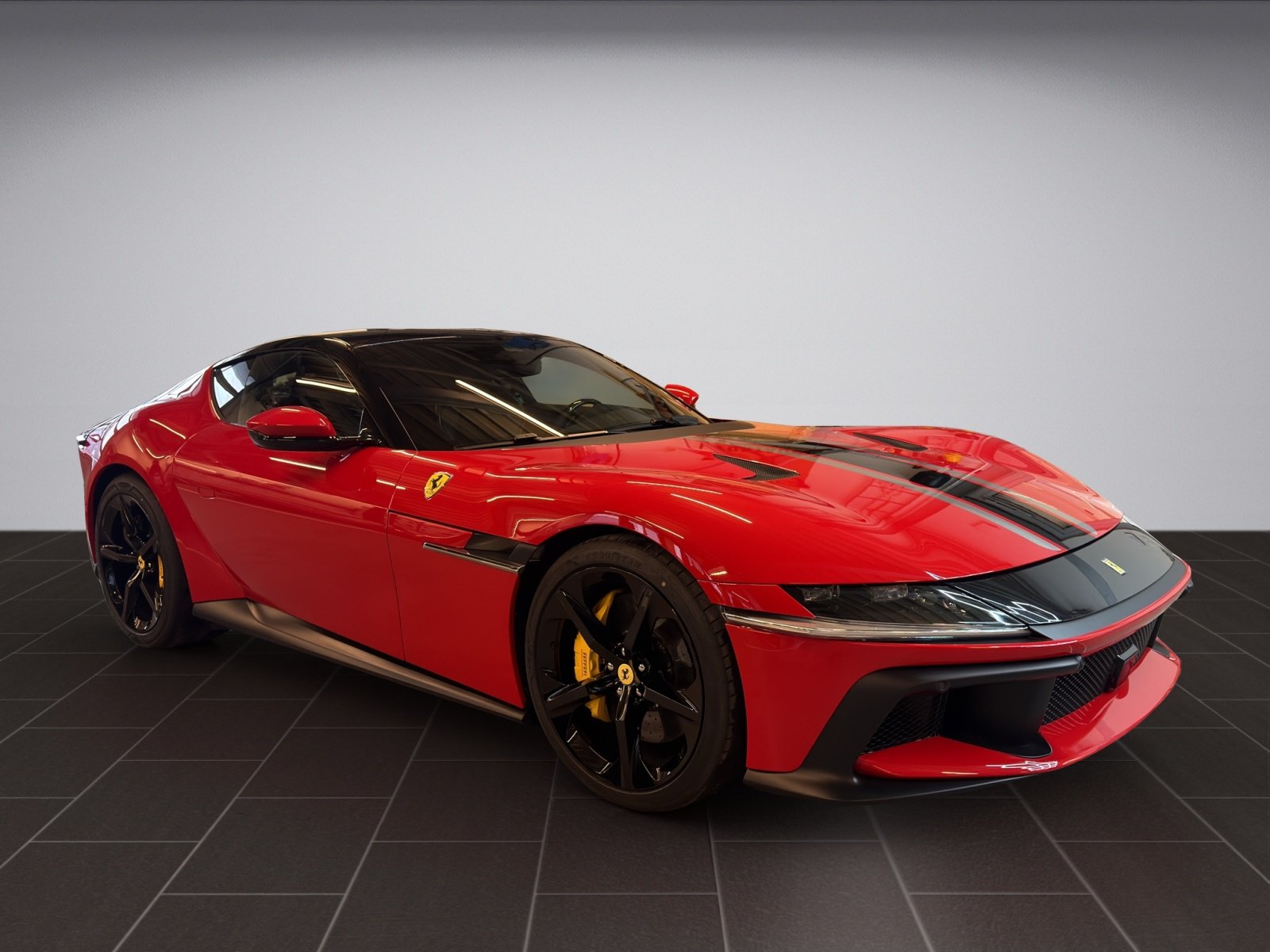 FERRARI 12 Cilindri 6.5