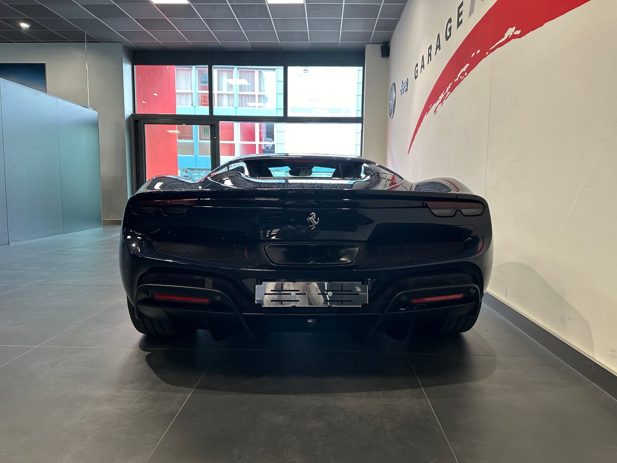 FERRARI 296 GTS, Plug-in-Hybrid Benzina/Elettrica, Auto nuove, Automatico - 6