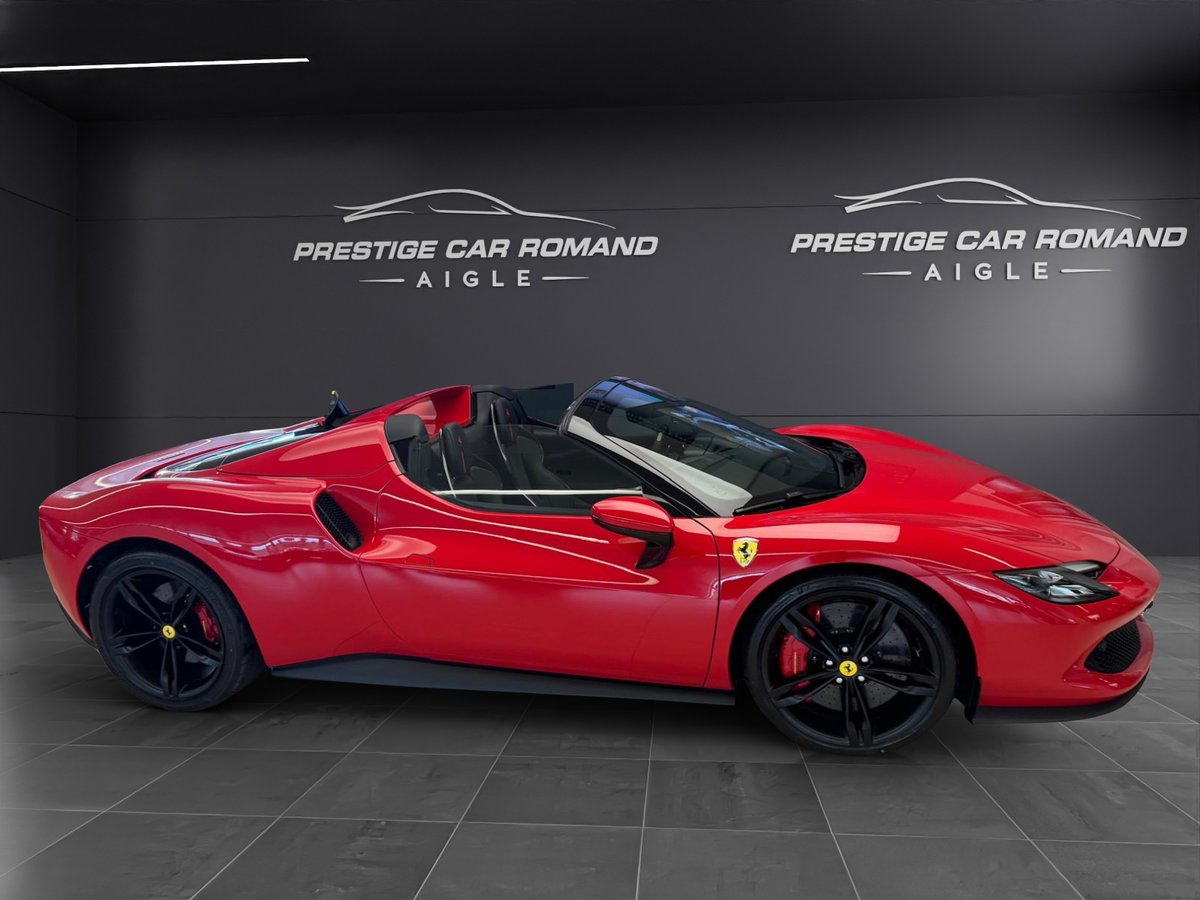 FERRARI 296 GTS, Hybride Rechargeable Essence/Électricité, Occasion / Utilisé, Automatique - 2