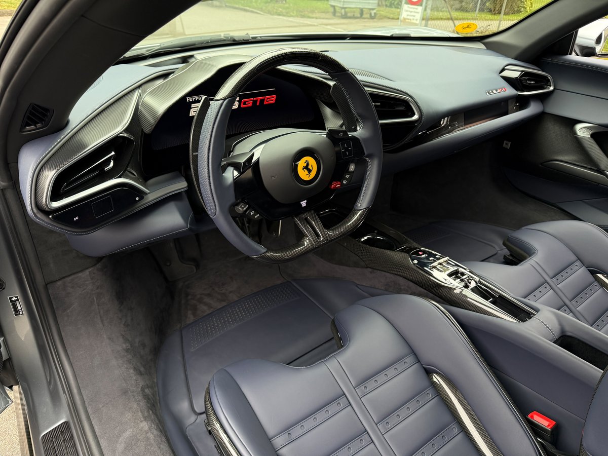 FERRARI 296 GTB, Plug-in-Hybrid Petrol/Electric, Second hand / Used, Automatic - 7