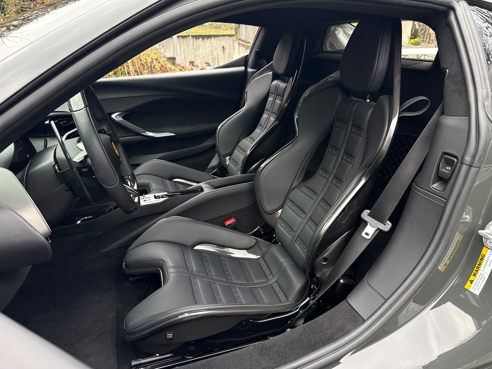 FERRARI 296 GTB, Plug-in-Hybrid Petrol/Electric, Second hand / Used, Automatic - 6