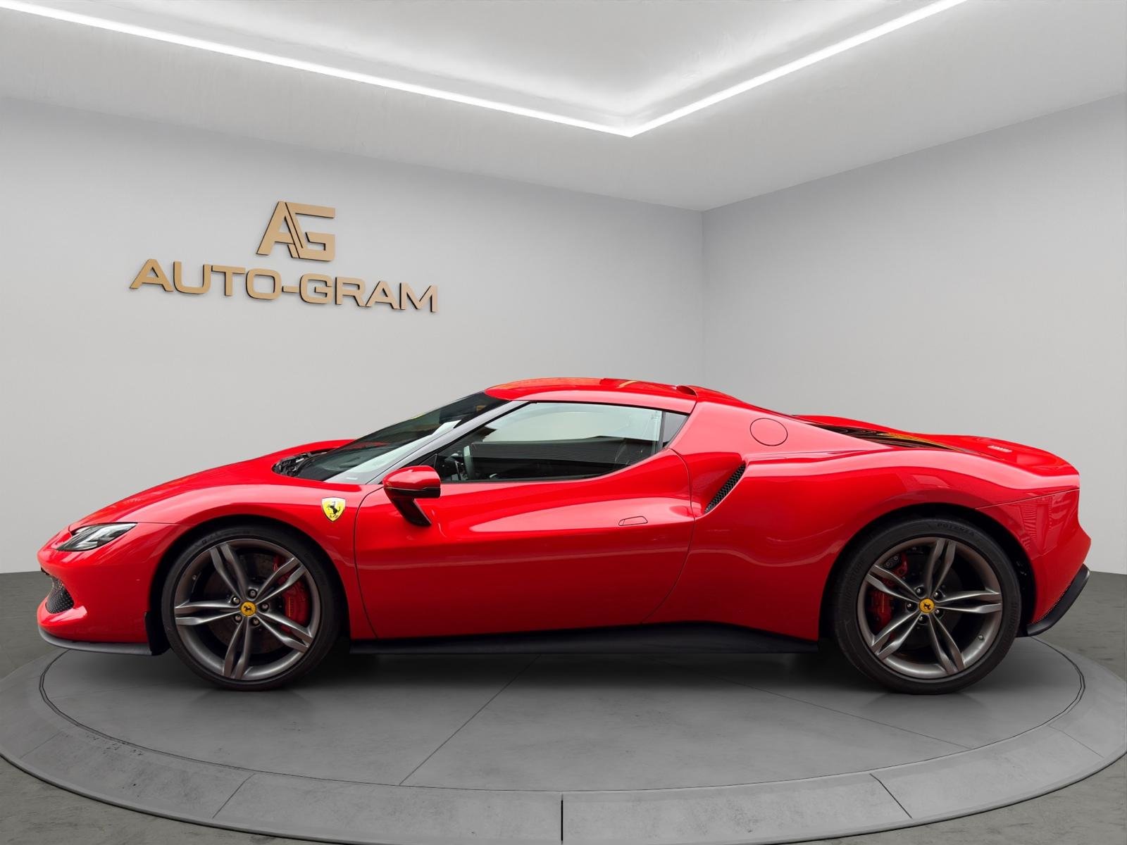 FERRARI 296 GTB, Plug-in-Hybrid Benzina/Elettrica, Occasioni / Usate, Automatico - 2