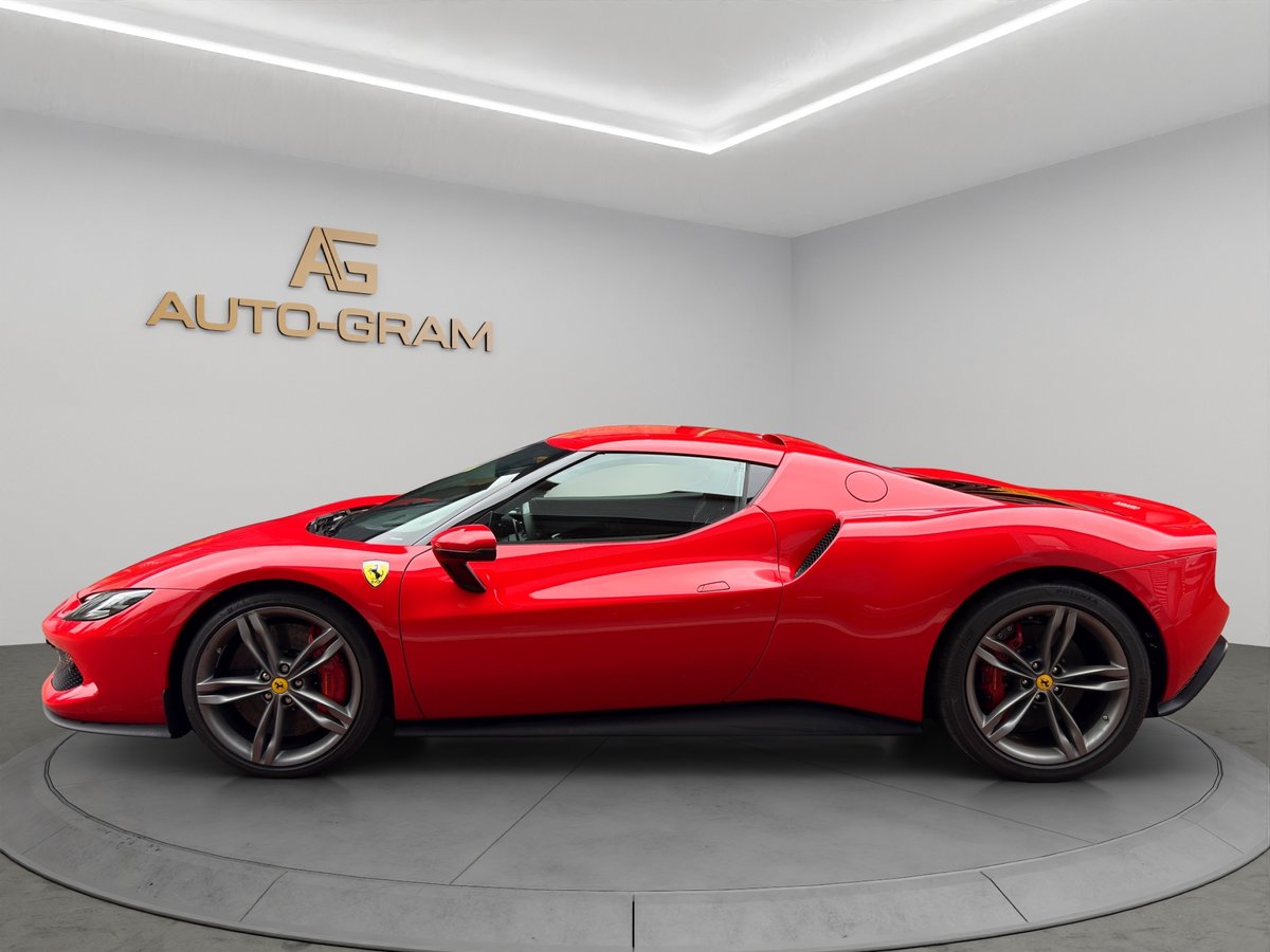 FERRARI 296 GTB, Plug-in-Hybrid Petrol/Electric, Second hand / Used, Automatic - 3