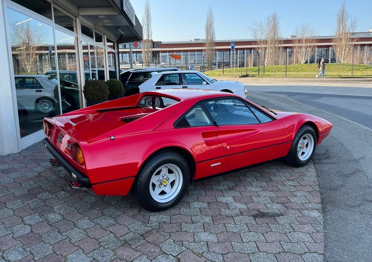 FERRARI 308 GTB Vetroresina, Petrol, Second hand / Used, Manual - 5