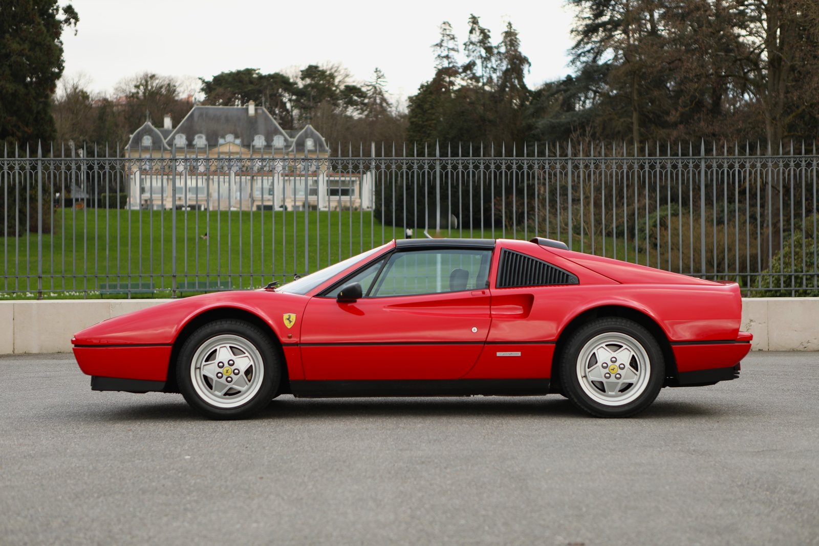 FERRARI 328 GTS