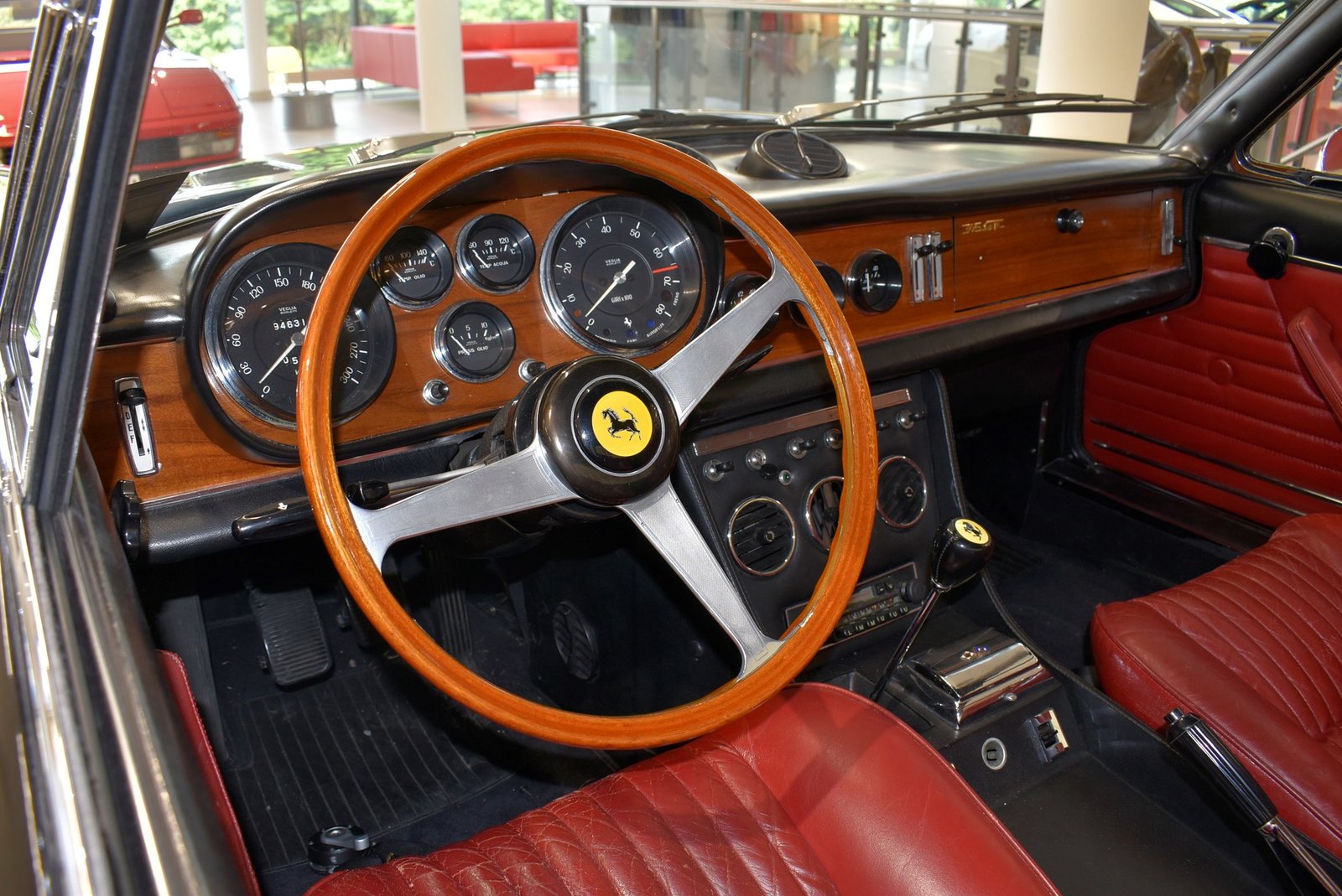 FERRARI 365 GTC, Essence, Occasion / Utilisé, Manuelle - 7