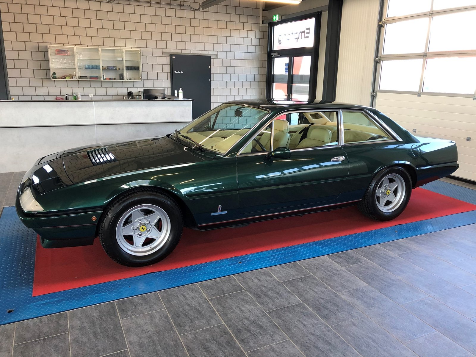 FERRARI 400 i Automatic F101 CL, Benzin, Occasion / Gebraucht, Automatik - 6