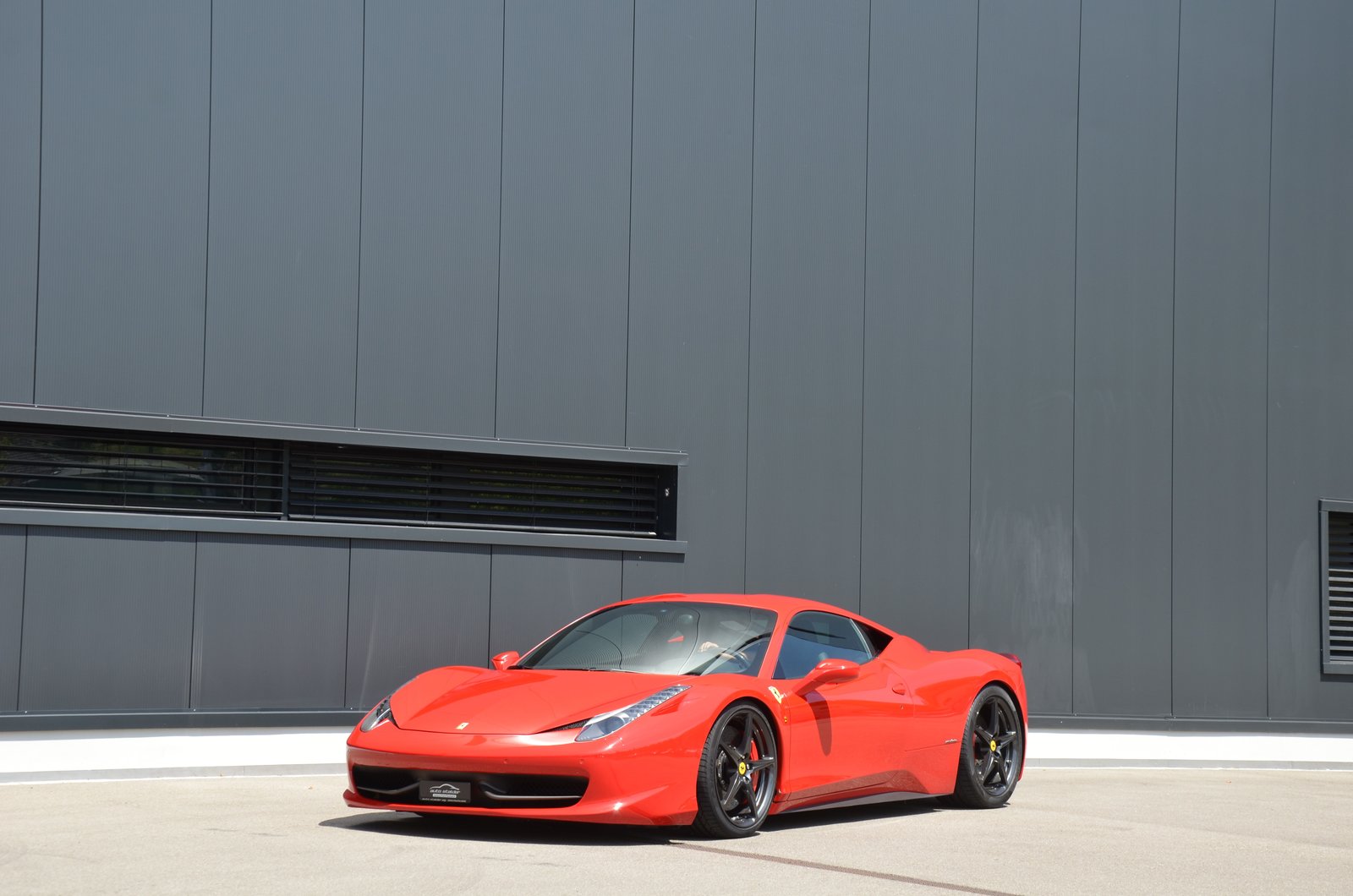 FERRARI 458