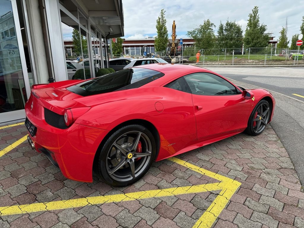 FERRARI 458 4.5 Italia, Petrol, Second hand / Used, Automatic - 5