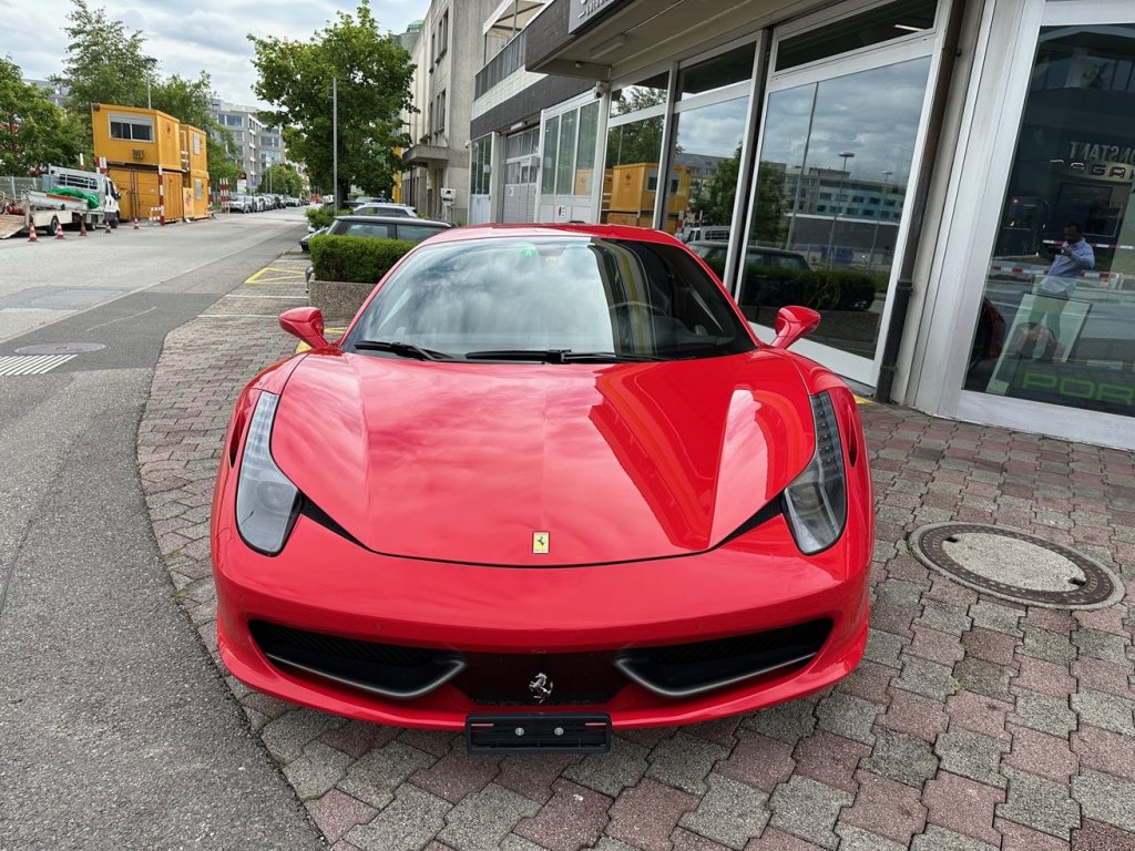 FERRARI 458 4.5 Italia, Petrol, Second hand / Used, Automatic - 3