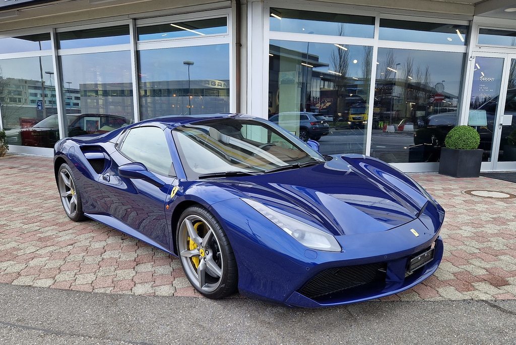 FERRARI 488 Spider 3.9 Turbo, Benzin, Occasion / Gebraucht, Automatik - 2