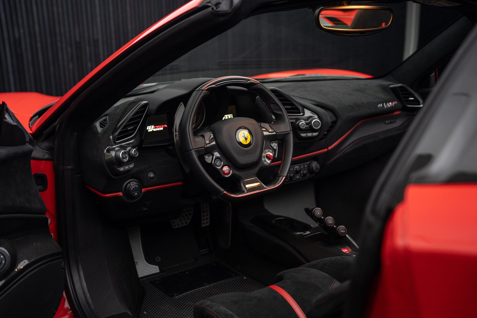 FERRARI 488 Pista Spider 3.9 V8, Benzin, Occasion / Gebraucht, Automatik - 7