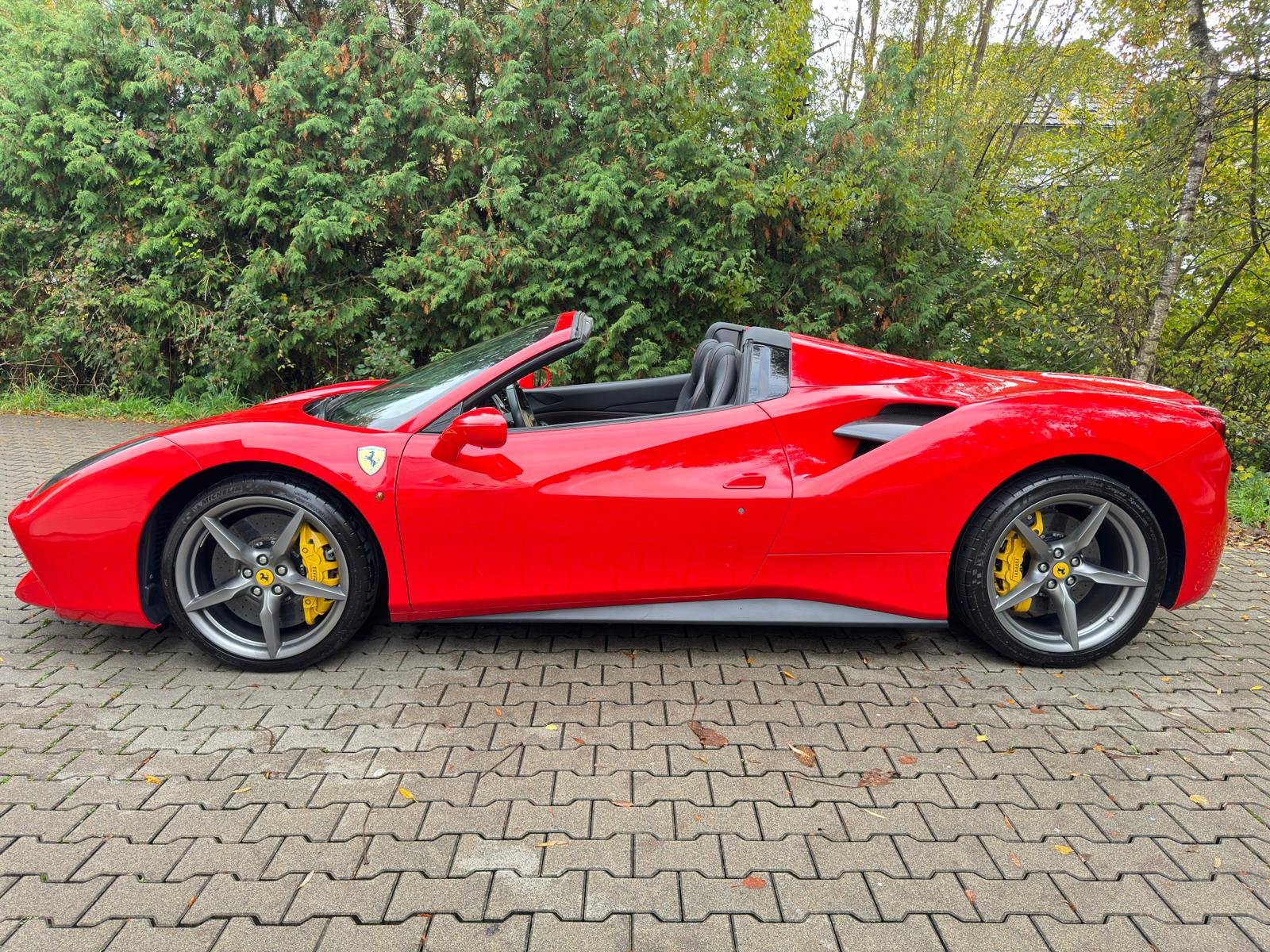 FERRARI 488 Spider 3.9 V8, Benzina, Occasioni / Usate, Automatico - 4