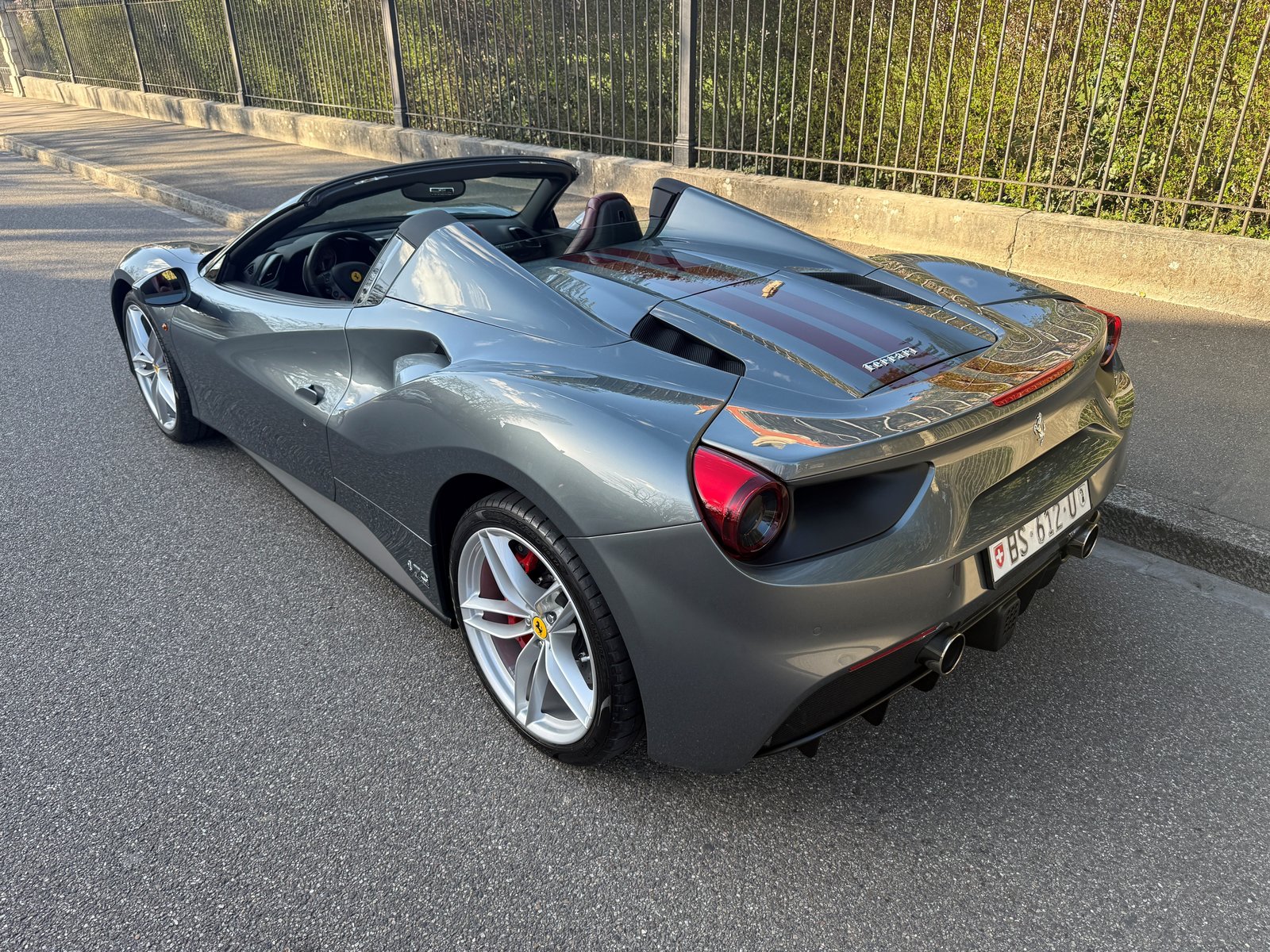 FERRARI 488 Spider 3.9 V8, Petrol, Second hand / Used, Automatic - 2