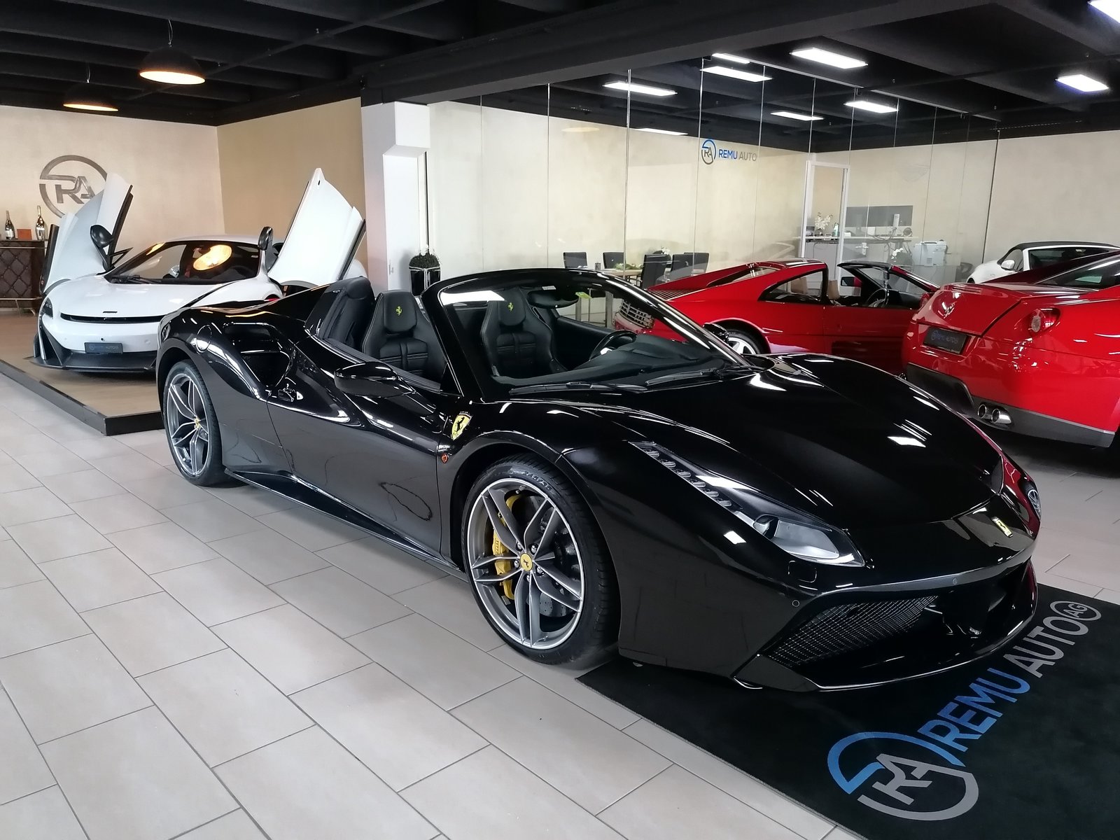 FERRARI 488 Spider 3.9 V8