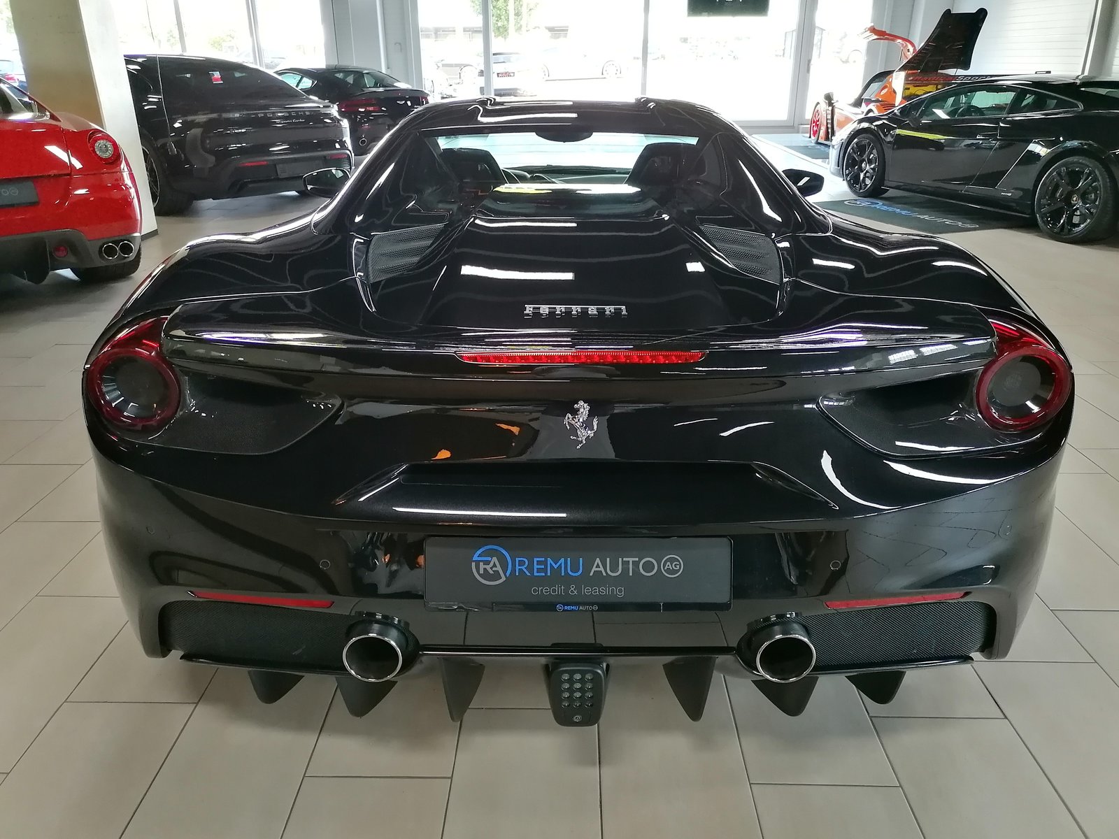 FERRARI 488 Spider 3.9 V8, Petrol, Second hand / Used, Automatic - 6