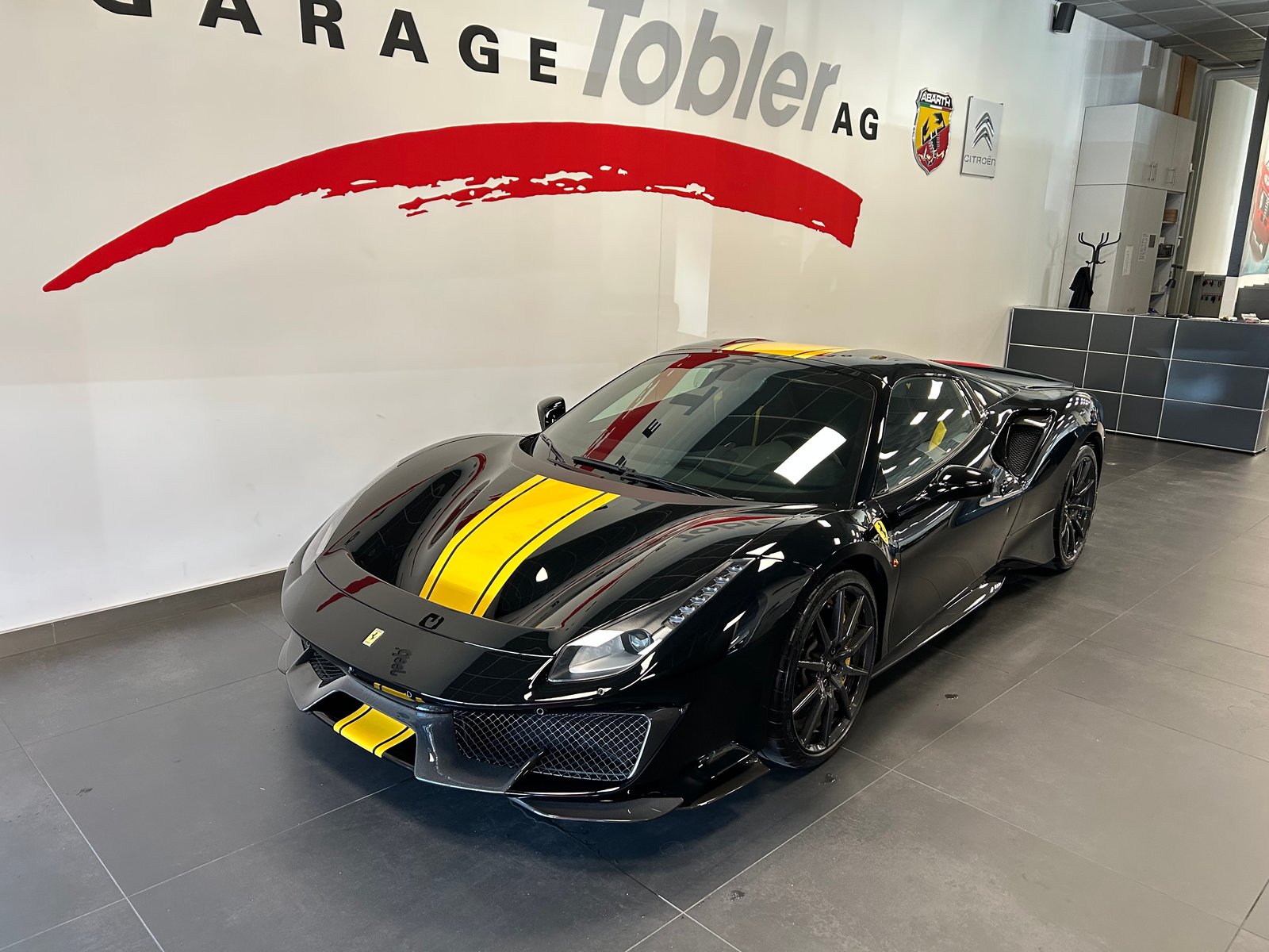 FERRARI 488 Pista Spider 3.9 V8, Benzin, Occasion / Gebraucht, Automatik - 3
