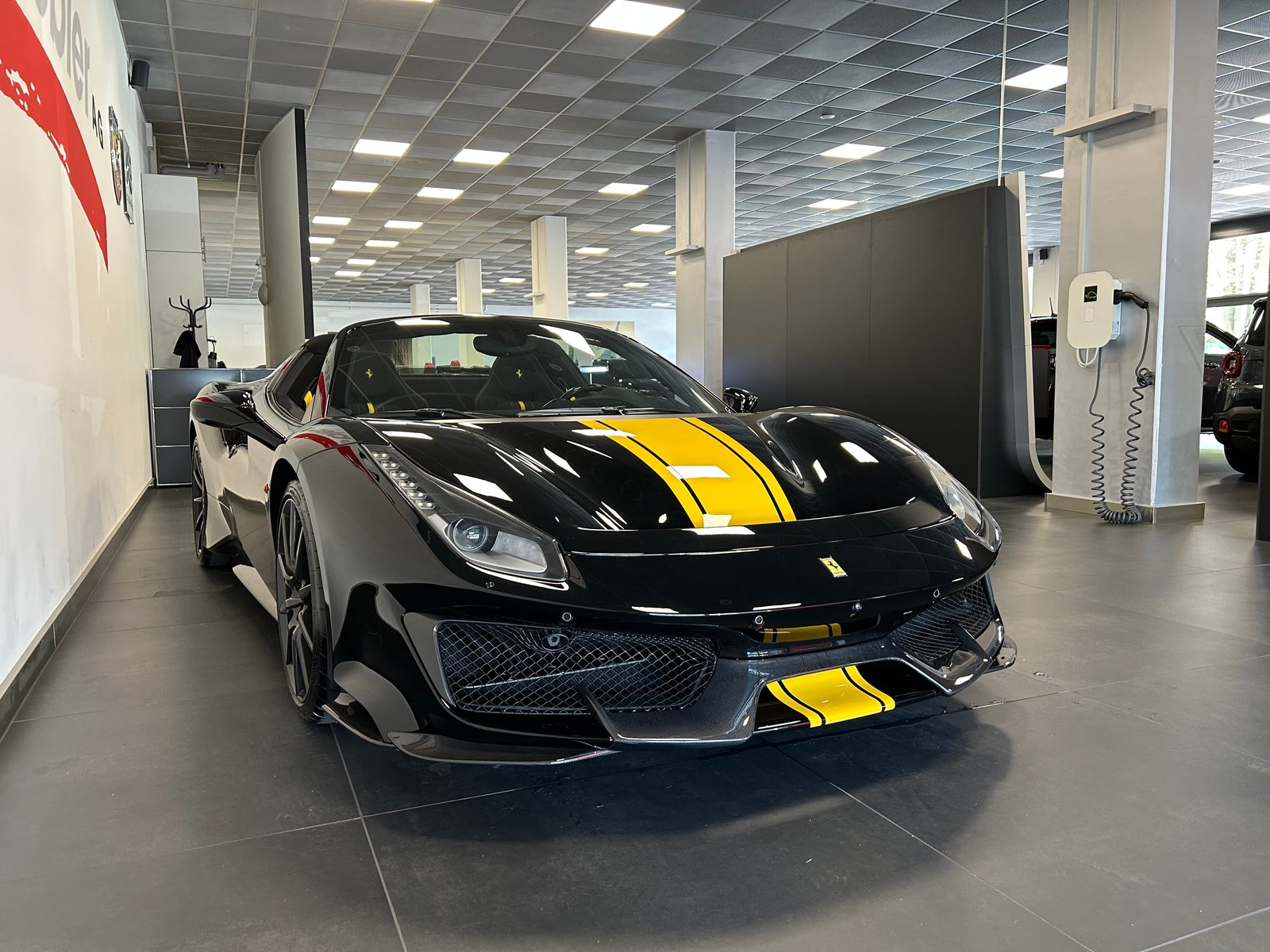 FERRARI 488 Pista Spider 3.9 V8, Benzin, Occasion / Gebraucht, Automatik - 7