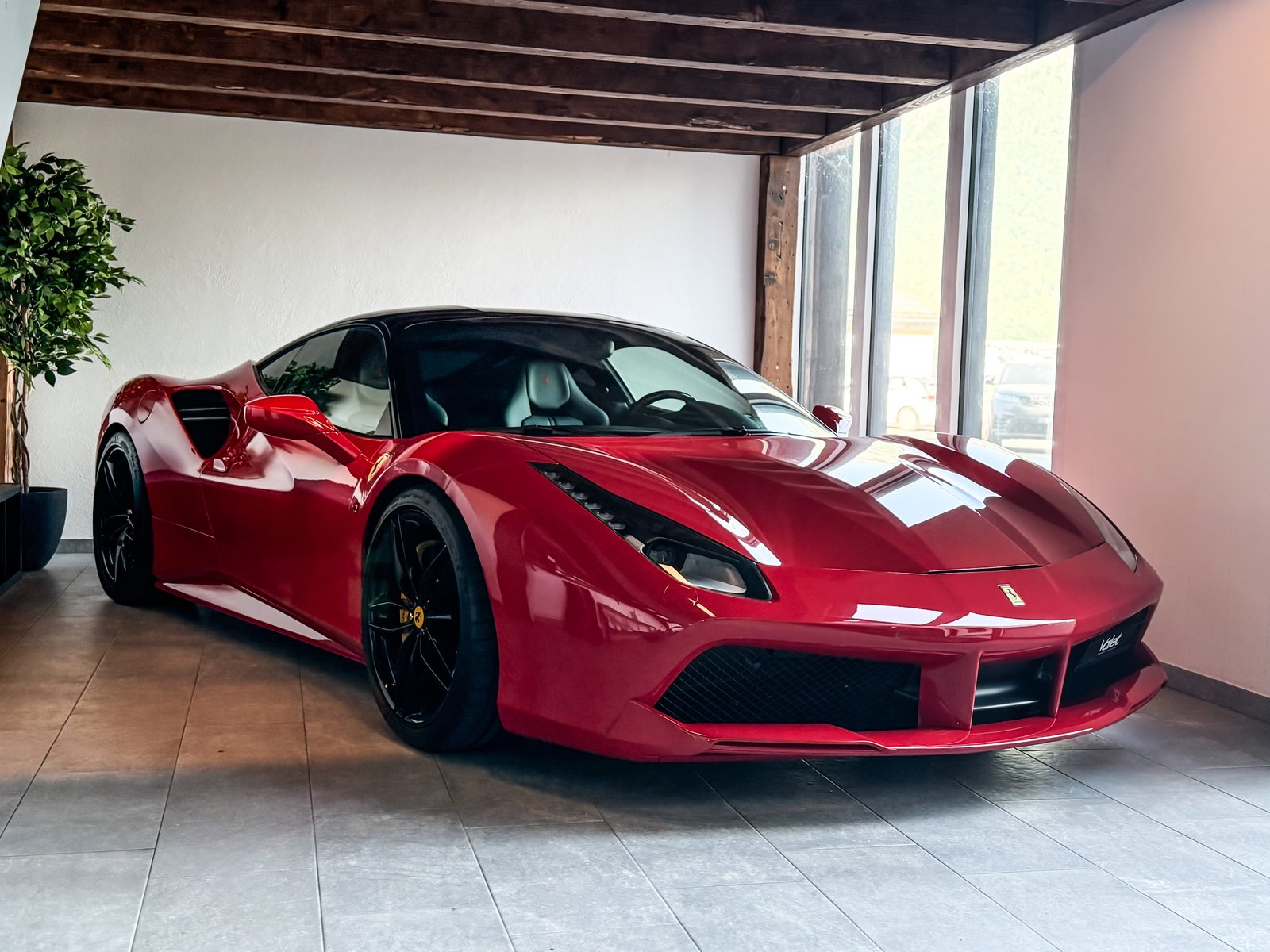 FERRARI 488 GTB 3.9 V8, Petrol, Second hand / Used, Automatic - 2