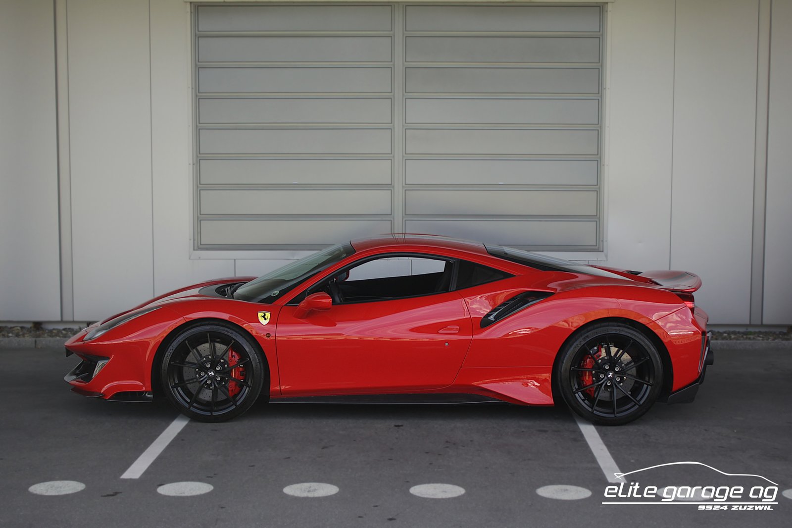 FERRARI 488 Pista 3.9 V8 NOVITEC AUS 1. HAND, Essence, Occasion / Utilisé, Automatique - 2