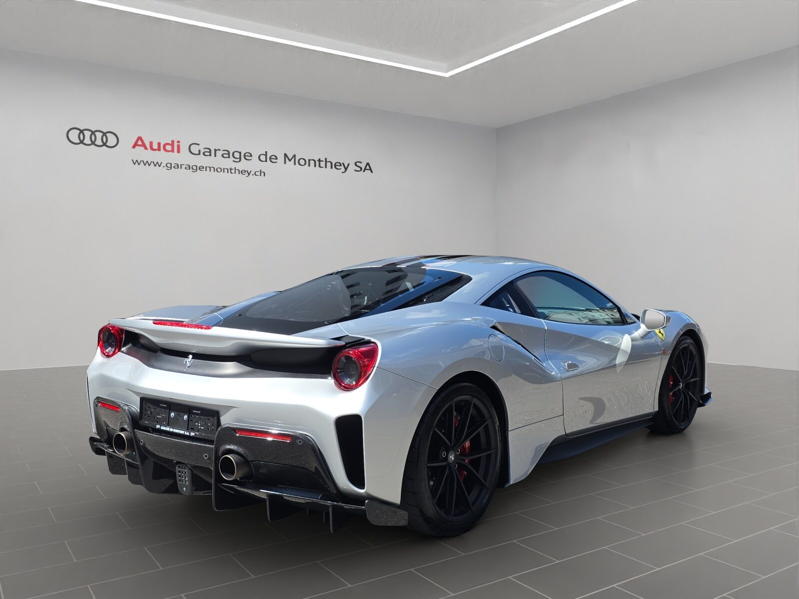 FERRARI 488 Pista 3.9 V8, Petrol, Second hand / Used, Automatic - 4