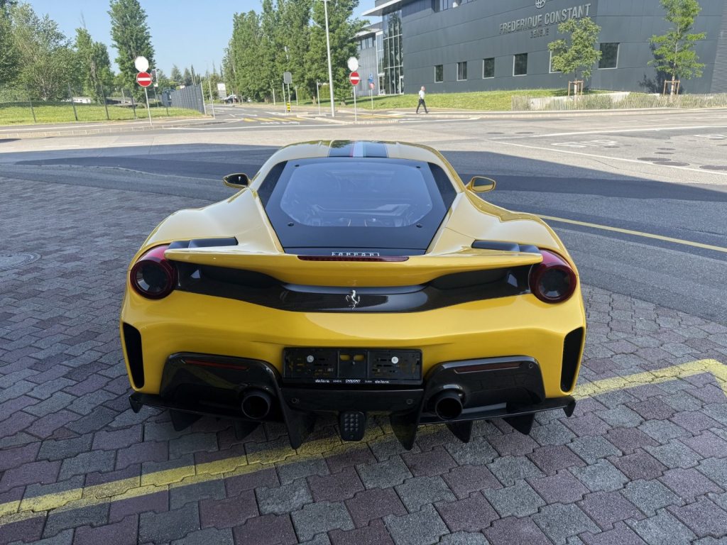 FERRARI 488 Pista 3.9 V8 Turbo, Petrol, Second hand / Used, Automatic - 7