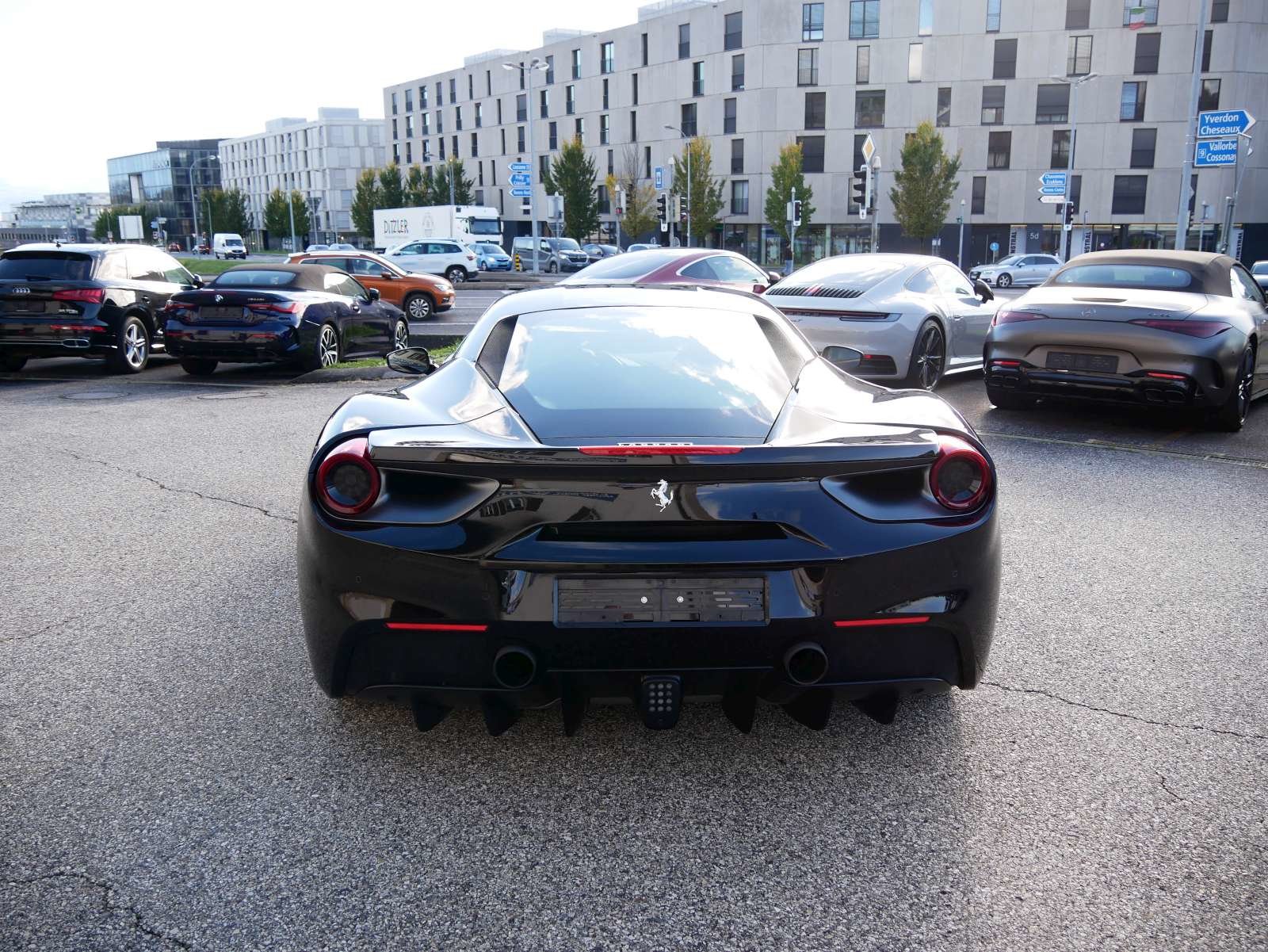 FERRARI 488 GTB 3.9 V8, Benzin, Occasion / Gebraucht, Automat - 4