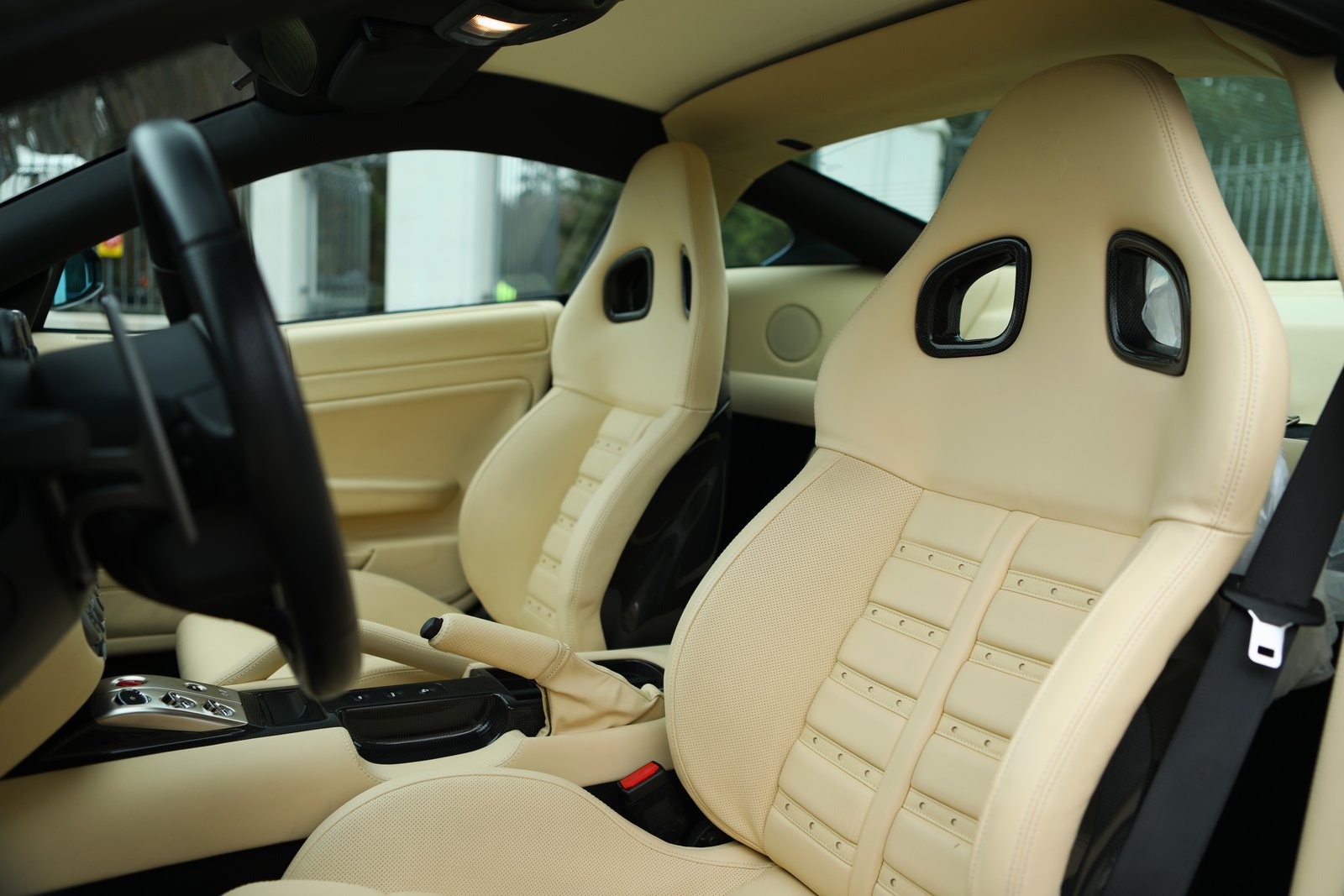 FERRARI 599 GTB, Benzin, Occasion / Gebraucht, Automat - 4