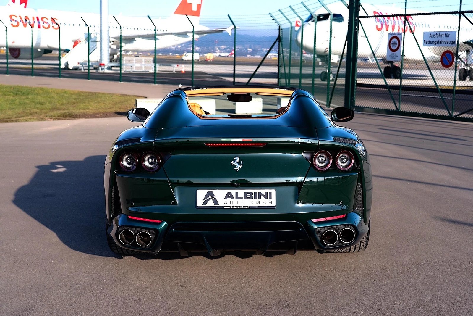 FERRARI 812 GTS V12 1 of 1 Glossy Green Carbon, Benzin, Occasion / Gebraucht, Automatik - 5