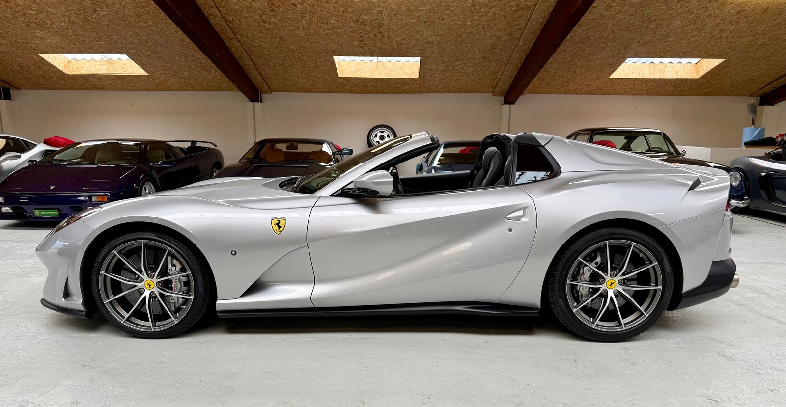 FERRARI 812 GTS, Benzin, Occasion / Gebraucht, Automatik - 2
