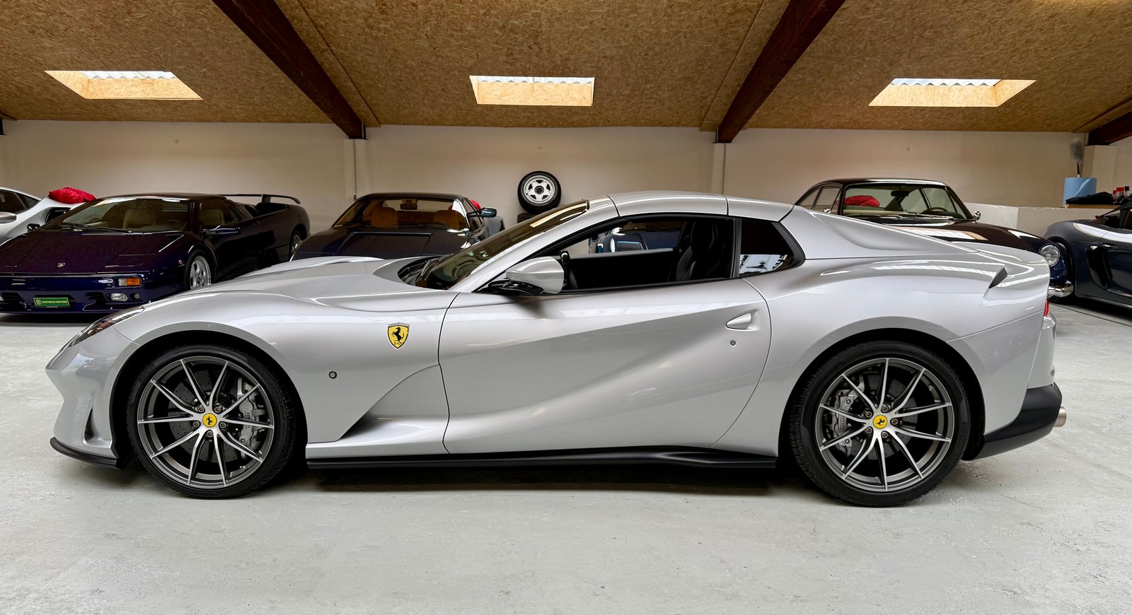 FERRARI 812 GTS, Benzin, Occasion / Gebraucht, Automatik - 3