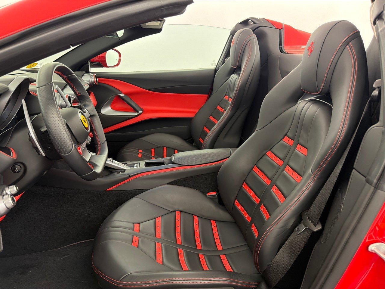 FERRARI 812 GTS, Essence, Occasion / Utilisé, Automatique - 6