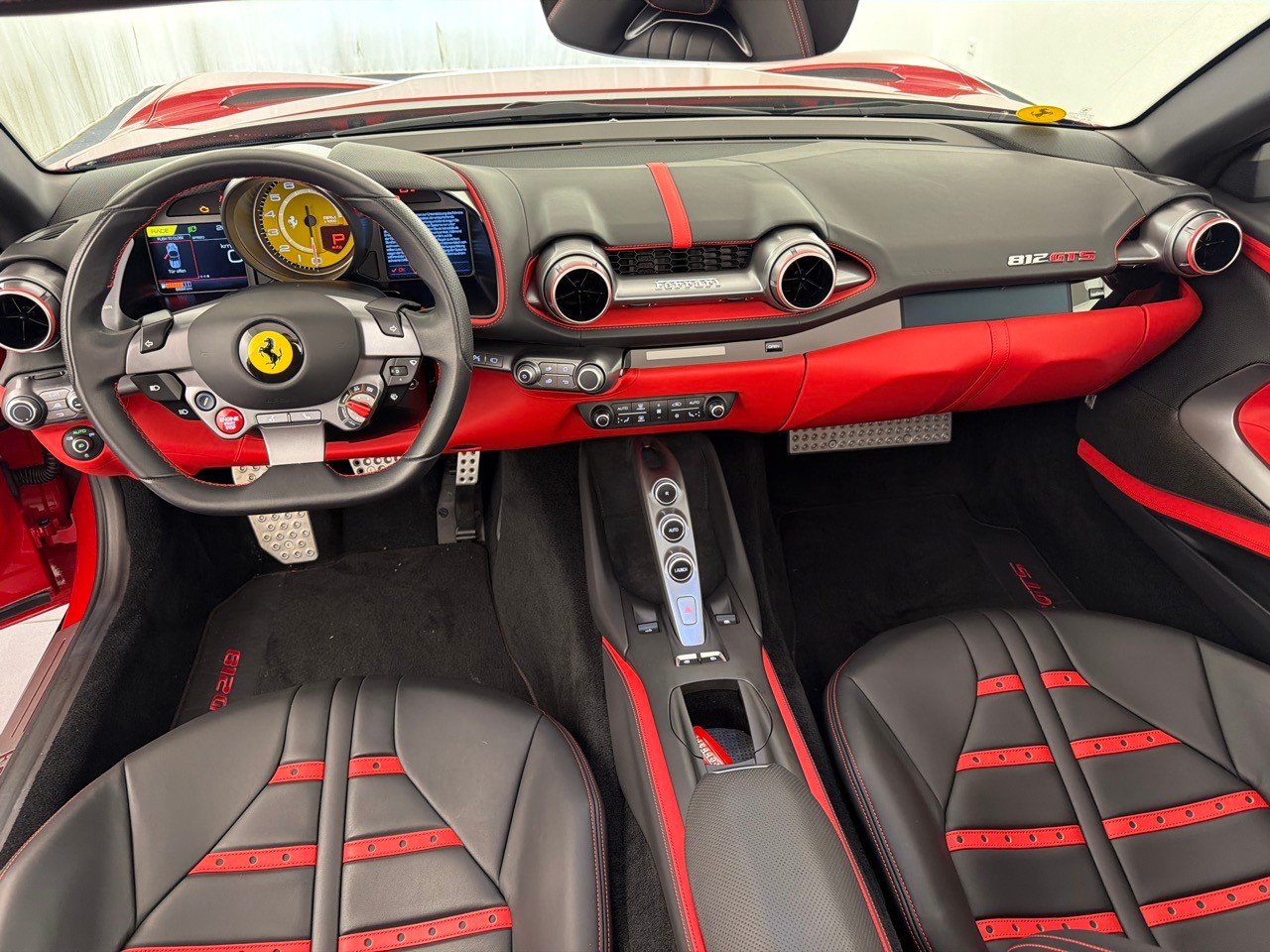 FERRARI 812 GTS, Essence, Occasion / Utilisé, Automatique - 7