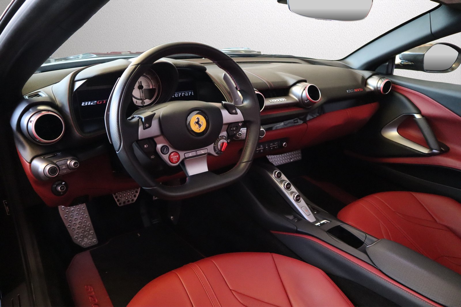 FERRARI 812 GTS, Benzin, Occasion / Gebraucht, Automatik - 3