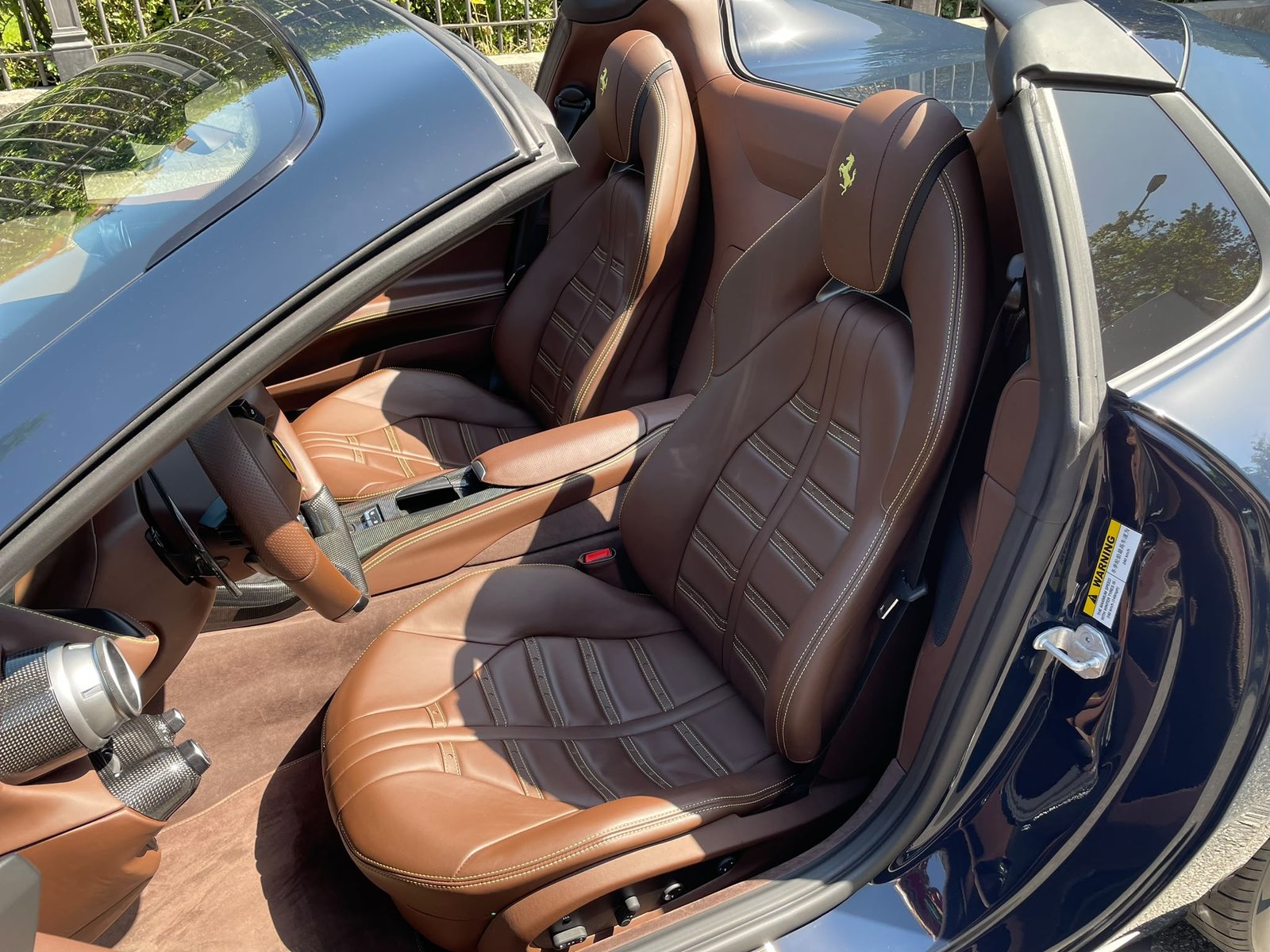 FERRARI 812 GTS, Petrol, Second hand / Used, Automatic - 6