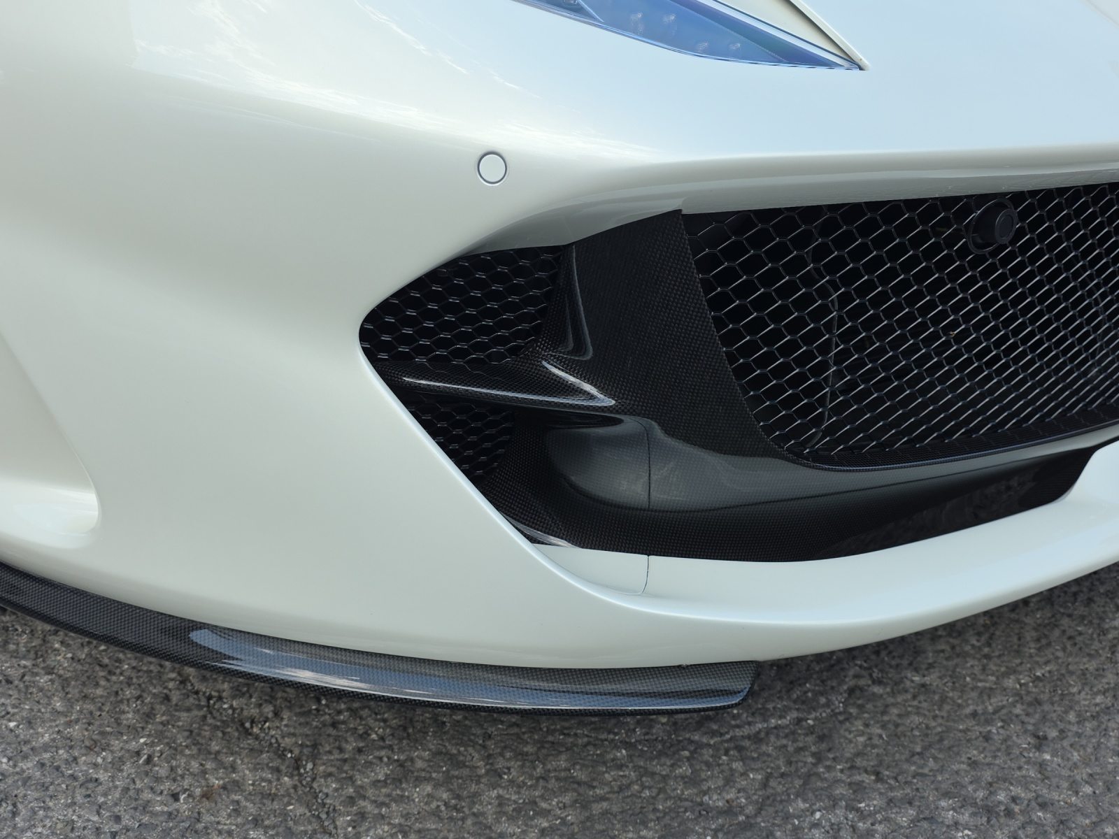FERRARI 812 GTS Tailor Made Inedita, Benzin, Occasion / Gebraucht, Automatik - 7