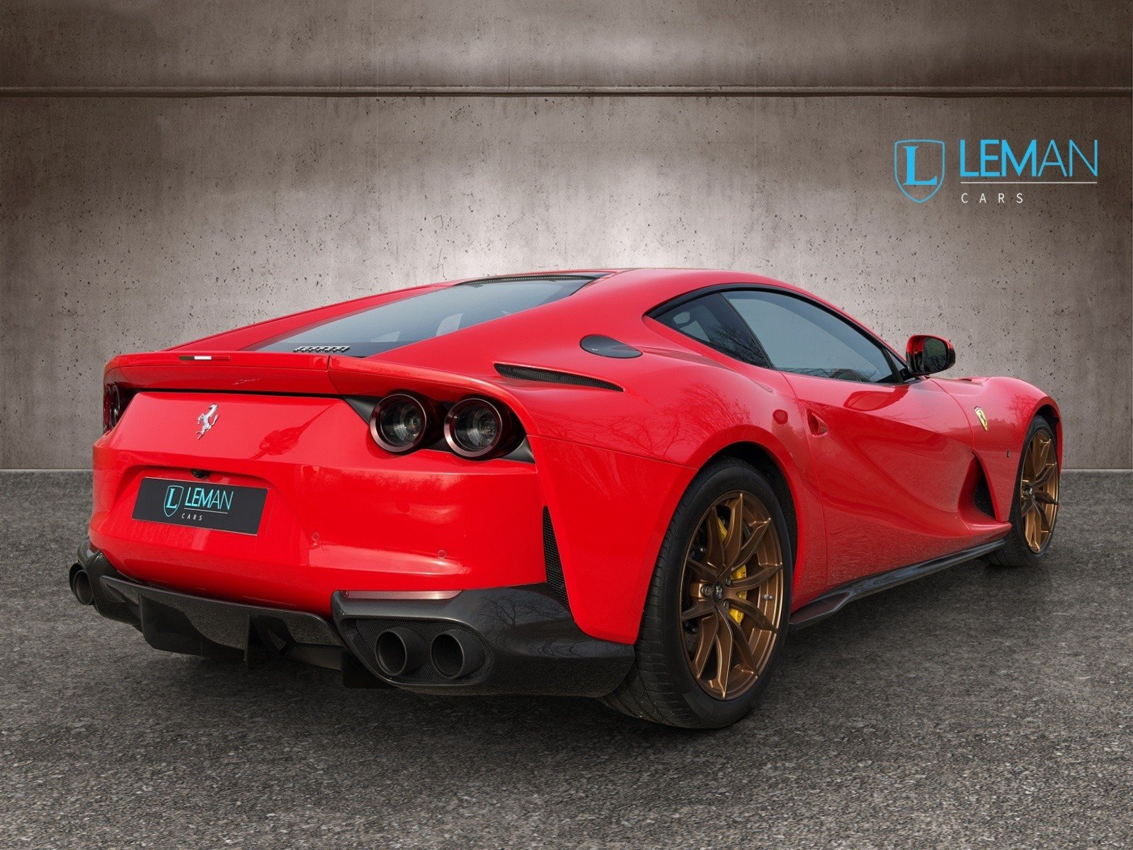 FERRARI 812 Superfast, Benzin, Occasion / Gebraucht, Automatik - 4