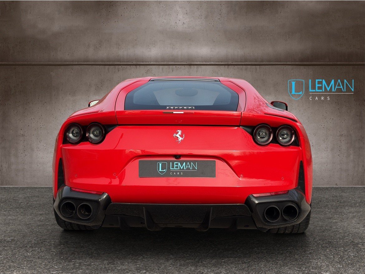 FERRARI 812 Superfast, Benzin, Occasion / Gebraucht, Automatik - 5