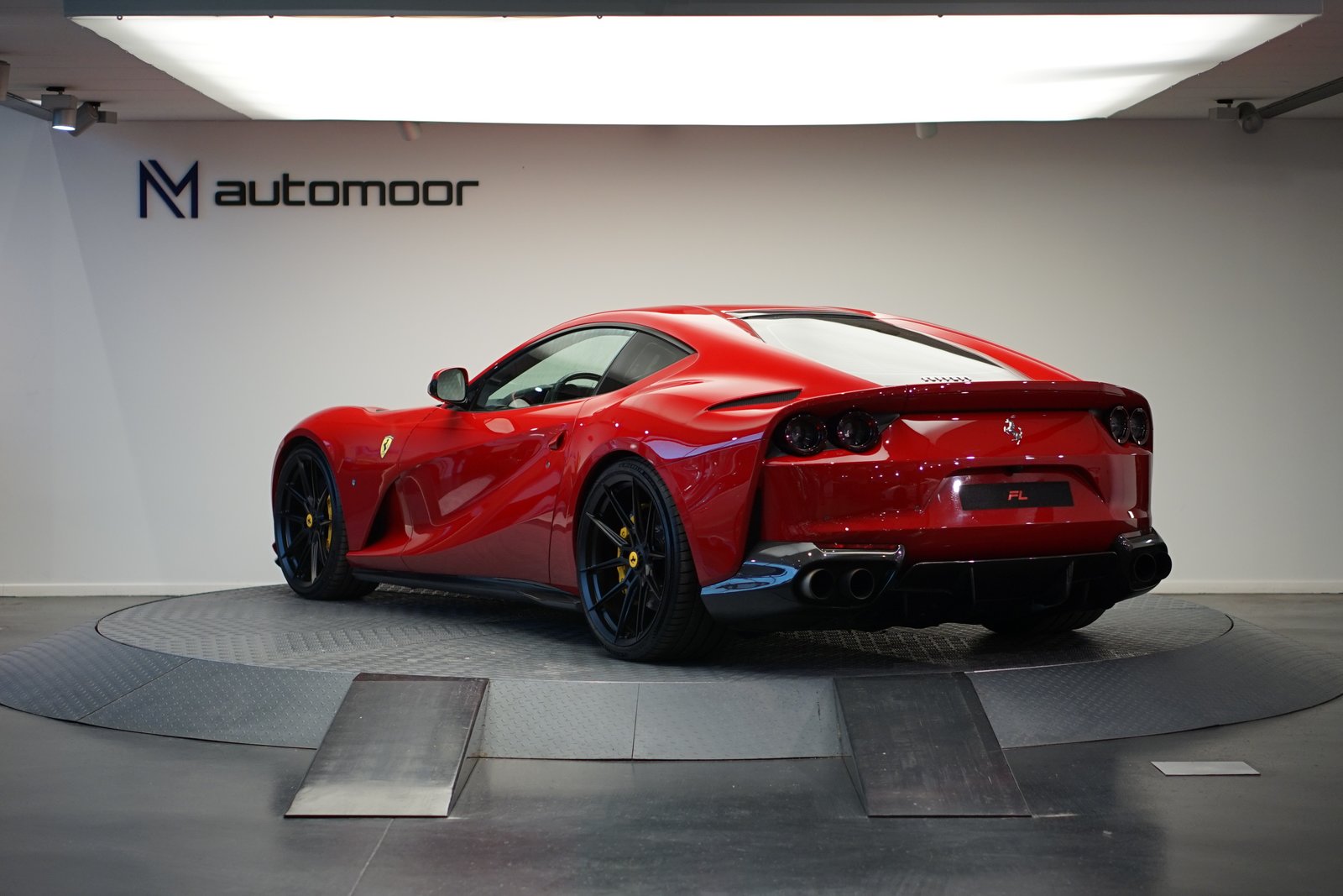 FERRARI 812 Superfast *NOVITEC* *Garantie* *CH-Fahrzeug*, Benzin, Occasion / Gebraucht, Automatik - 7
