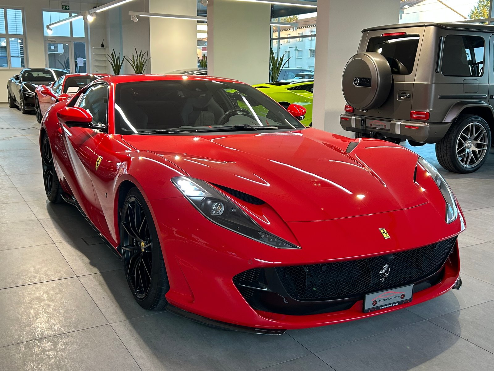 FERRARI 812 Superfast, Essence, Occasion / Utilisé, Automatique - 2